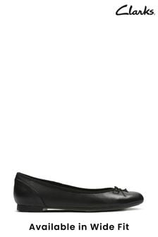 Clarks Black Couture Bloom Wide Fit Shoes (428749) | €79
