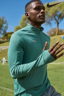 Verde - Bluză de alergare din fleeces cu fermoar pe jumătate Nike Dri-fit Element Flash (433421) | 477 LEI