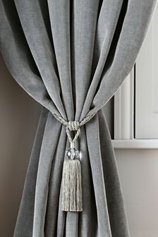 Set of 2 Silver Tassel Curtain Tie Backs (439820) | kr246