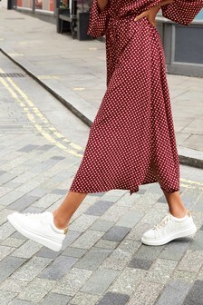 Grosses baskets à lacets