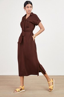 Robe chemise à ceinture