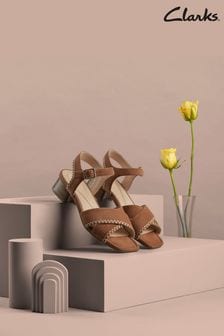 Clarks Serina35 Sandalen aus Veloursleder mit überkreuztem Riemen (521331) | 117 €