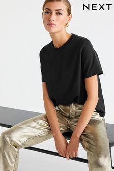שחור - חולצת טי עם צווארון עגול ושרוול קצר (526001) | ‏40 ‏₪