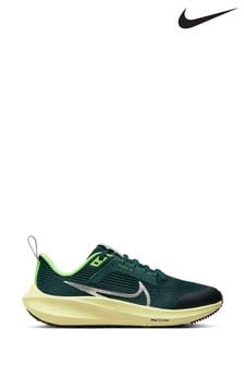 Nike Green Air Zoom Pegasus 40 Youth Running Trainers (558524) | €93
