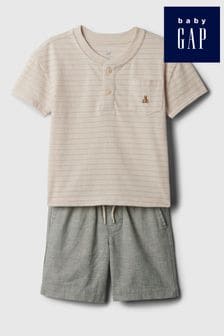 Gap Beige Brannan Bear Baby Henley T-shirt and Shorts Outfit Set (6mths-5yrs) (574706) | kr389
