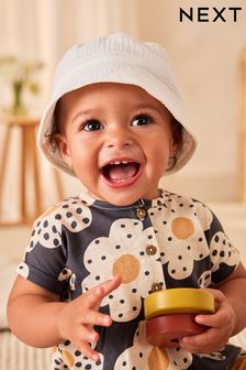 White Baby Bucket Hat (0mths-2yrs) (580805) | HK$52