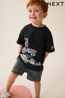 שחור עם סמלים - חולצת טי של ורסיטי עם שרוול קצר (3 חודשים עד גיל 7) (609065) | ‏29 ‏₪ - ‏38 ‏₪