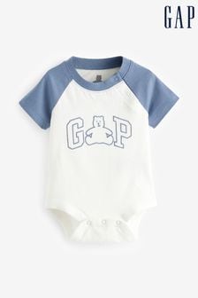 Синий - Gap Organic Cotton Brannan Bear Graphic Logo Baby Bodysuit (новорожденных - 24 мес.) (612523) | €11