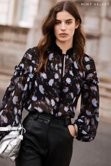 Черная блузка с цветочным принтом Mint Velvet (620832) | €41