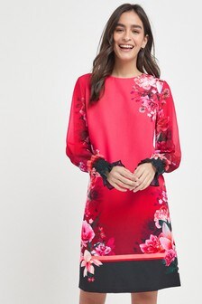 Robe à bordure imprimée