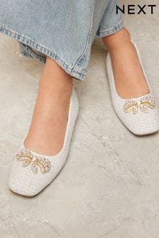أبيض - حذاء باليرينا بتشذيب بإربة ومربع عند الأصابع من Forever Comfort® (656160) | 160 د.إ