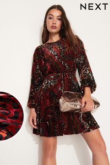 Red Devoree Long Sleeve Belted Sequin Mini Dress (657019) | €36