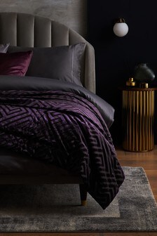 Plum Purple Cut Velvet Geo Bedspread (657890) | kr739 - kr1 108