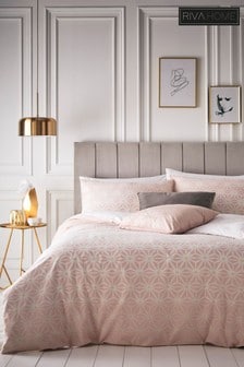 furn. Blush Pink Blush Pink Tessellate Geometric Reversible Duvet Cover and Pillowcase Set (662654) | ₪ 75 - ₪ 140