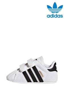 أبيض/أسود - حذاء رياضي للبيبي Superstar من adidas Originals  (677801) | 136 د.إ