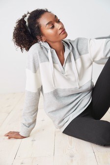 Sweat à capuche en molleton