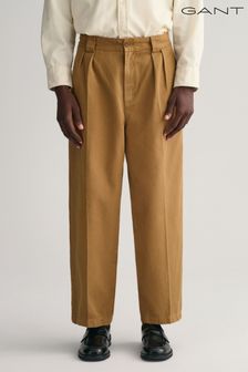 Brązowe plisowane spodnie typu chino Gant z diagonalu (685608) | 472 zł