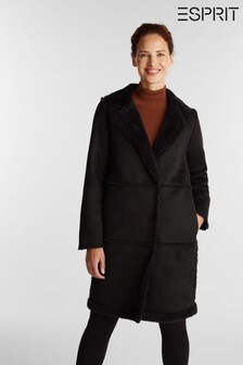 Manteau Esprit noir en fausse fourrure