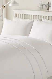Serene White Tassel Duvet Cover And Pillowcase Set (761701) | kr260 - kr519