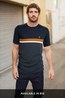 חולצת טי בגזרה רגילה של Soft Touch