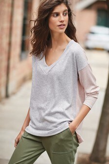 Haut confortable avec col en V