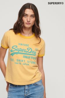 חולצת טי עם לוגו וינטאג' של Superdry בצבע צהוב (821587) | ‏136 ‏₪