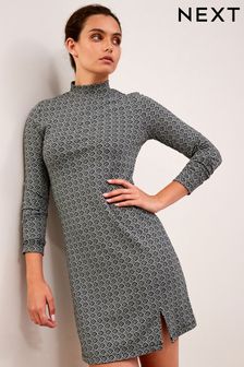 Черно-белый с геометрическим узором  - Платье мини с длинными рукавами и высоким вырезом горловины (843924) | €16