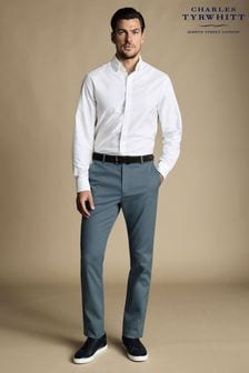 Modra - chino hlače brez likanja Charles Tyrwhitt Classic Fit Ultimate (873259) | €91