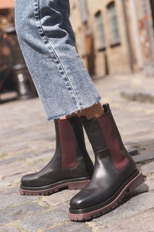 Forever Comfort® Signature Coloured Sole Chelsea Boots