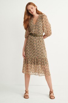 Robe à col en V avec ceinture