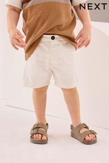לבן - מכנסיים קצרים בגזרת צ'ינו (3 חודשים עד גיל 7) (914924) | ‏25 ‏₪ - ‏34 ‏₪