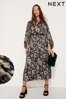 Blauw - Satijnen jurk met lange mouwen, gerimpelde taille en print (922923) | €115