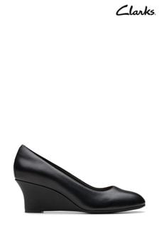 Clarks wedge dress shoes top