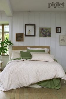 Piglet in Bed Cream 100% Cotton Duvet Cover (926256) | CA$197 - CA$311
