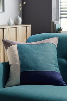 כרית בדוגמת קולור בלוק של Dalby