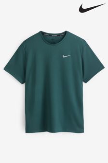 Dark green nike t clearance shirt