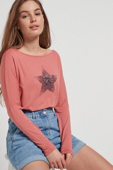 Haut à manches chauve-souris longues