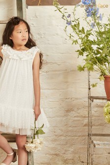 שמלת Judith לבנה של Angel's Face 