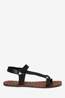 Sandales en cuir avec anneau triangulaire