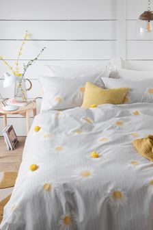 Grey Daisy Pom Pom Patterned Duvet Cover And Pillowcase Set (989625) | €13 - €31