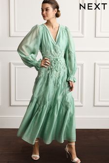 Hellgrün - Kleid mit spitzenverzierter Taille (A31686) | 80 €