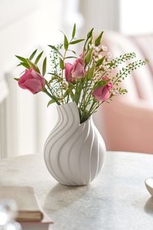 White Ceramic Pleated Mini Vase (A37583) | 242 UAH