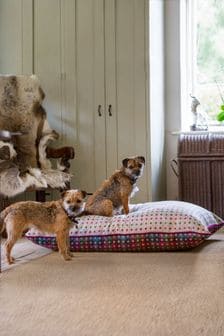 Pernă pat pentru câini cu imprimeu buline multiple Lounging Hound gri (A38339) | 836 LEI - 1,552 LEI