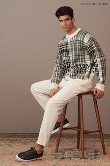 Tommy Hilfiger Black Bold Check Sweater (A60106) | ₪ 586