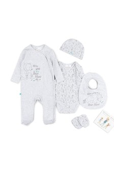 We're Going On A Bear Hunt Cream Sleepsuit, Body, Hat, Bib, Mitts, Book (A73209) | €44