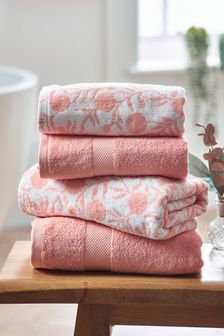 Pink Floral Essential Towel Bale (A75749) | ₪ 79