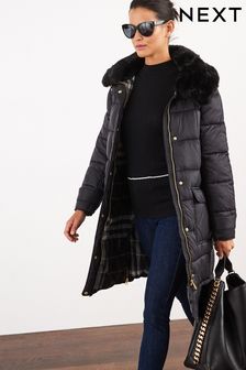 Black Quilted Coat with Faux Fur Collar (A98139) | €100
