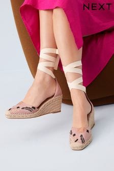 Light Pink Forever Comfort® Wrap Square Toe Wedges (A9Q767) | 33 €