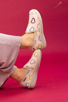 Lunar Joyful Slippers (AD7241) | €49