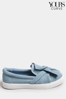 Yours Curve Blue Denim Twisted Bow Slip-On Trainers In Wide E Fit (B00925) | €34
